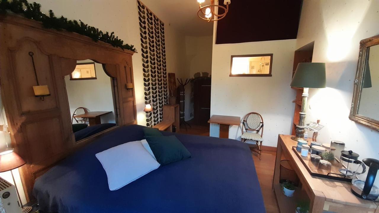 Les Chambres Du Logis Du Chatelier Bressuire Zewnętrze zdjęcie