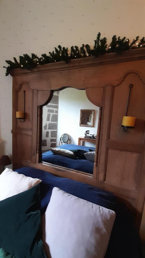Les Chambres Du Logis Du Chatelier Bressuire Zewnętrze zdjęcie