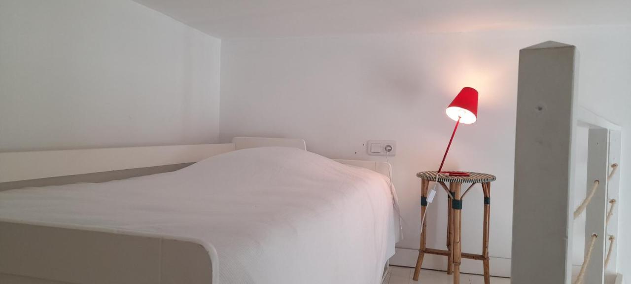 Les Chambres Du Logis Du Chatelier Bressuire Zewnętrze zdjęcie